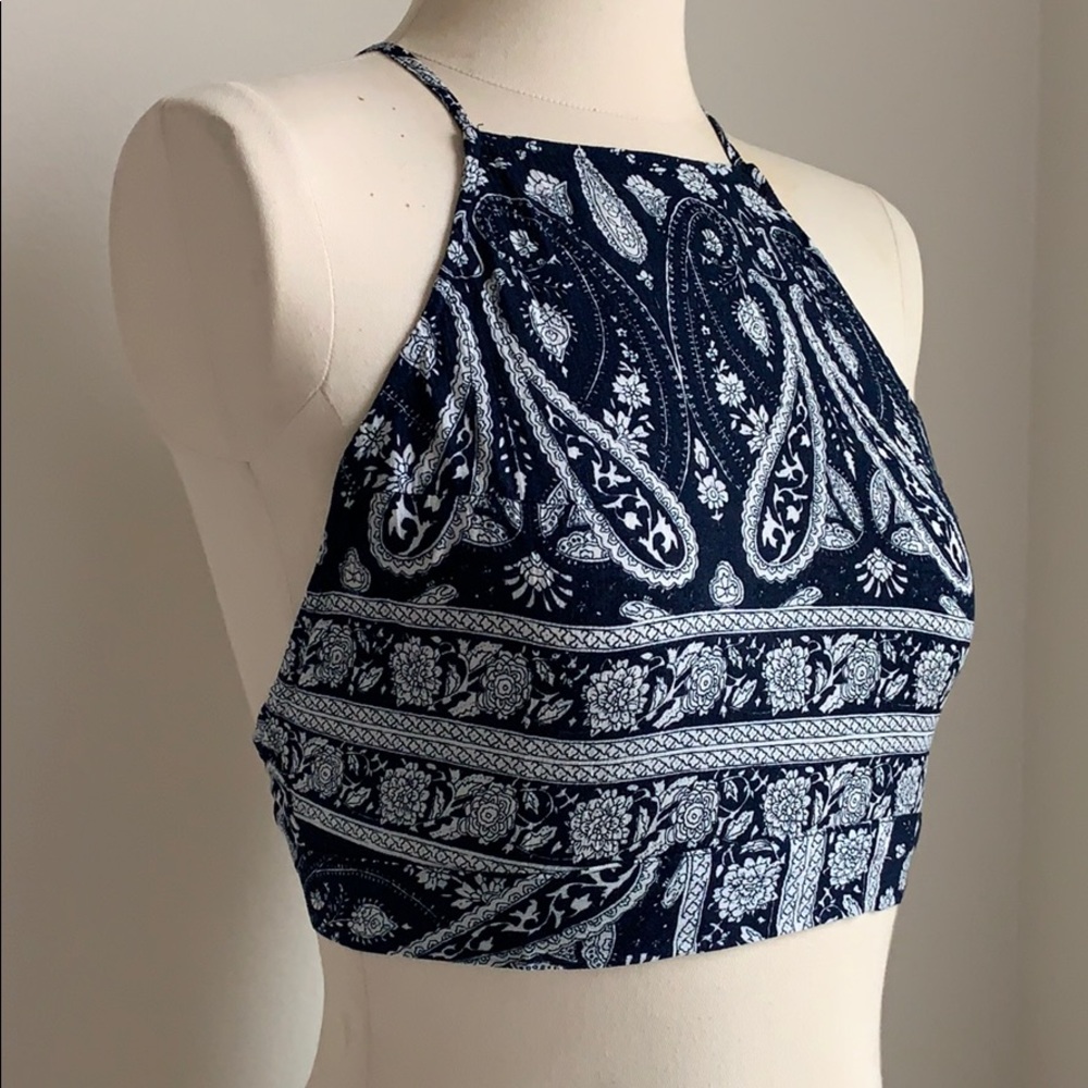 Bandanna Style Tie Crop Top - Small